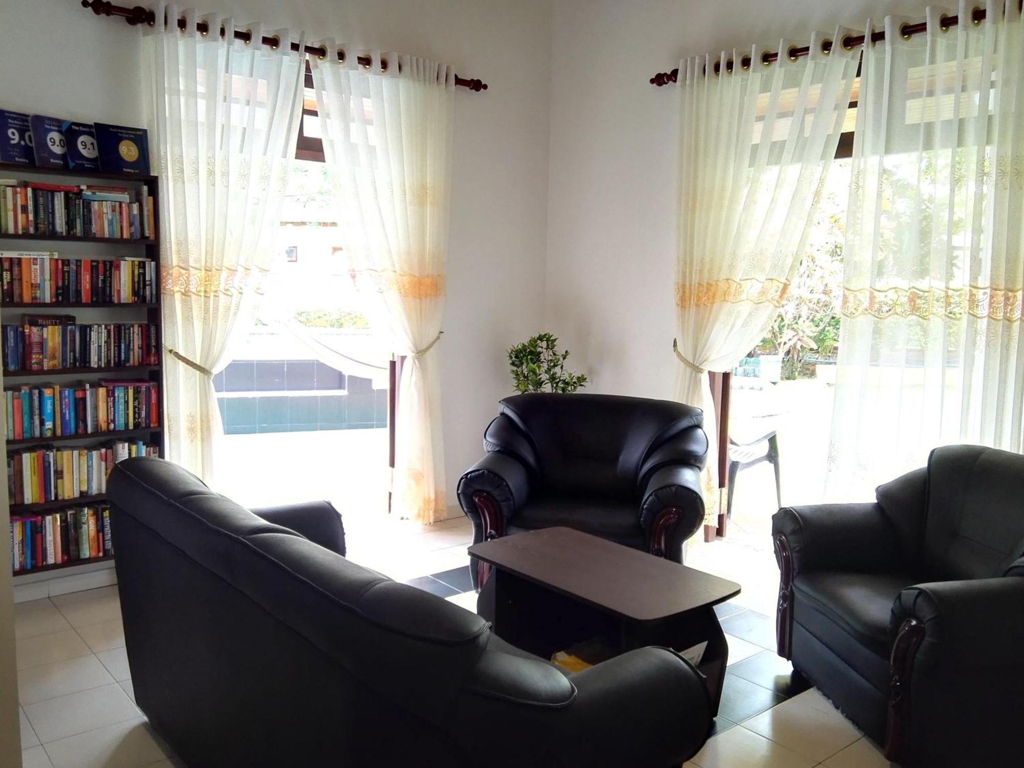 The Oasis Villa Hikkaduwa Ngoại thất bức ảnh