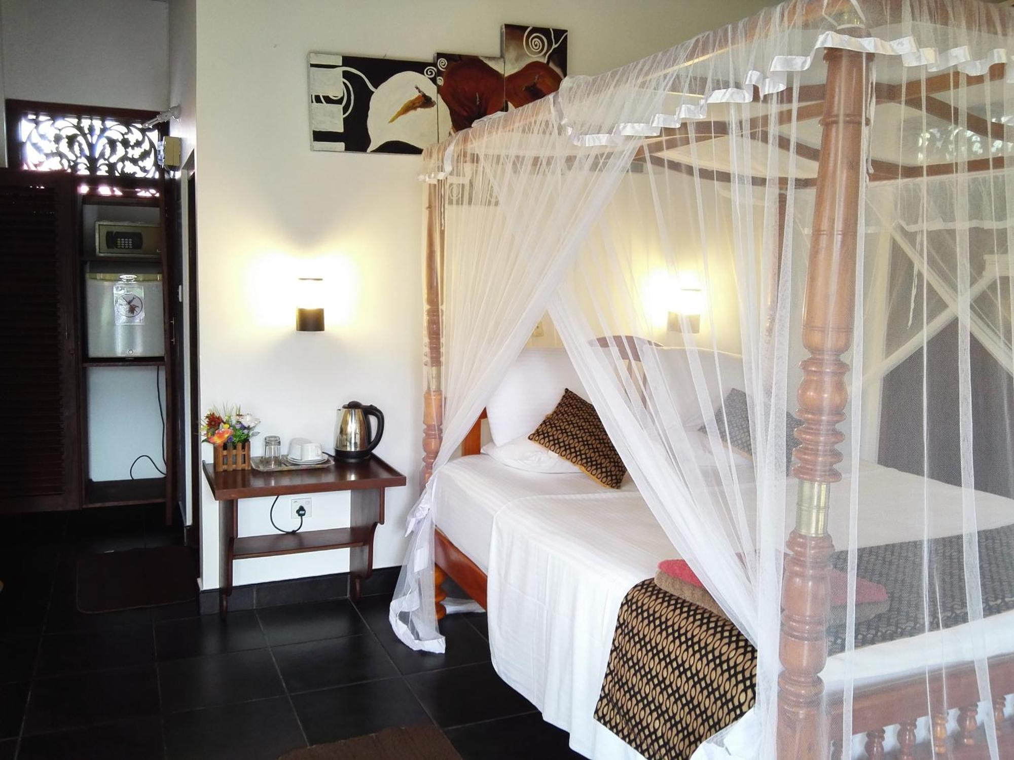 The Oasis Villa Hikkaduwa Ngoại thất bức ảnh