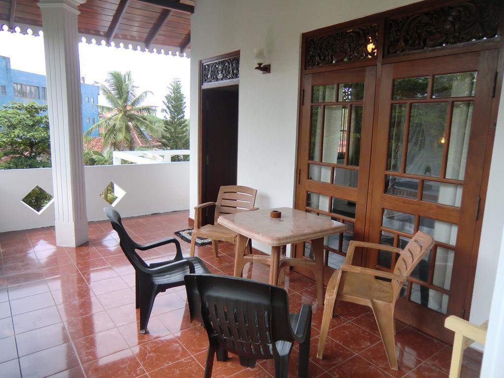 The Oasis Villa Hikkaduwa Phòng bức ảnh